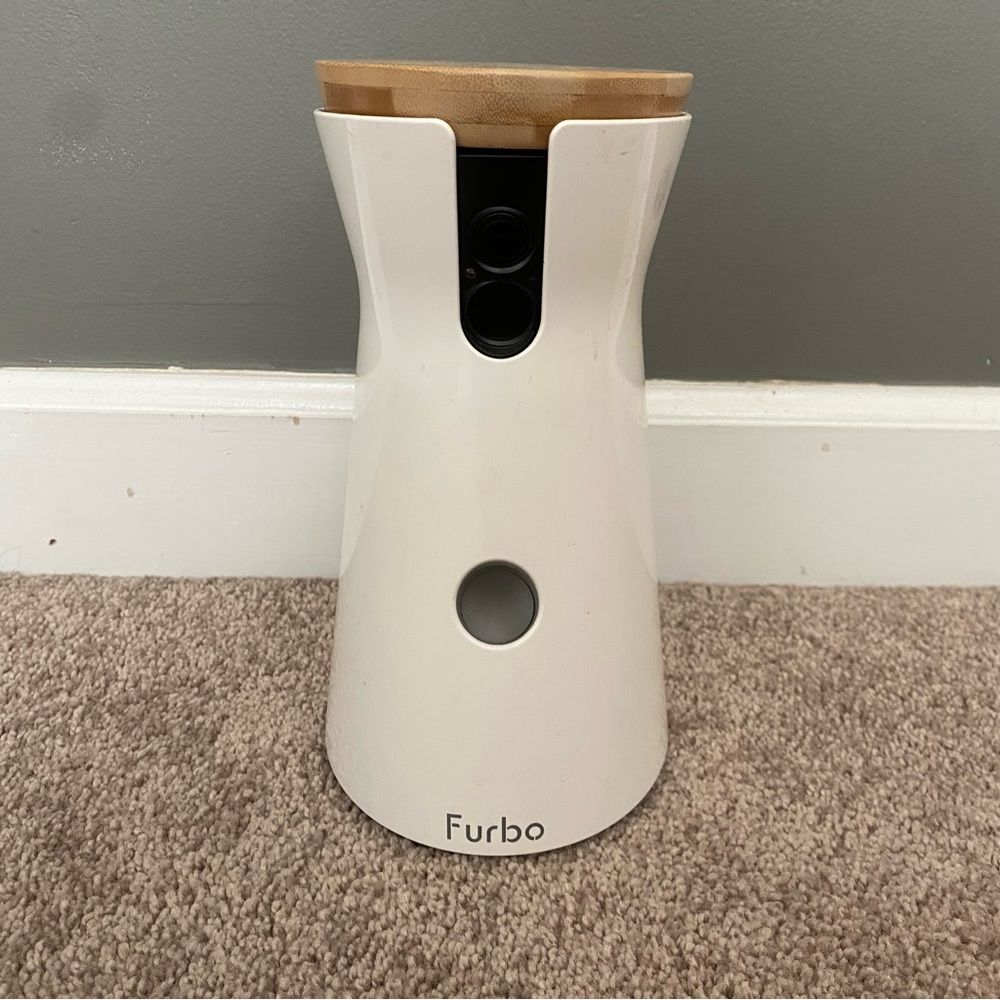 Furbo Dog Camera Treat Tossing, 1080P 2.4G Wifi only 2-Way Audio White